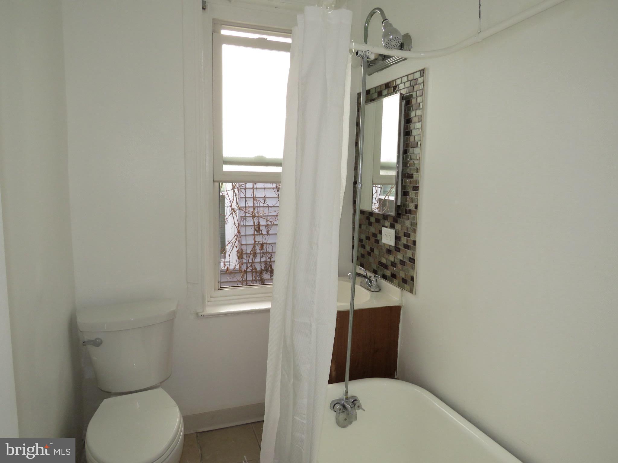 356 East Walnut Lane, Unit 2 Philadelphia, PA 19144 - Photo 17 of 21