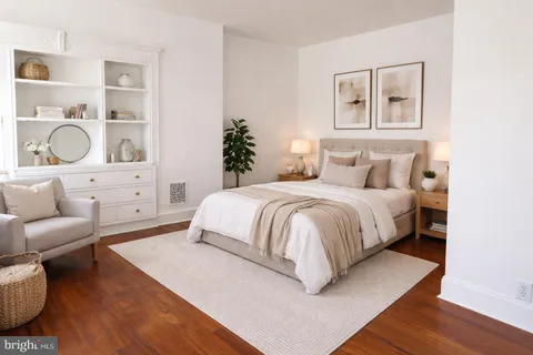 $1,400 | 356 East Walnut Lane, Unit 2, Philadelphia, PA 19144