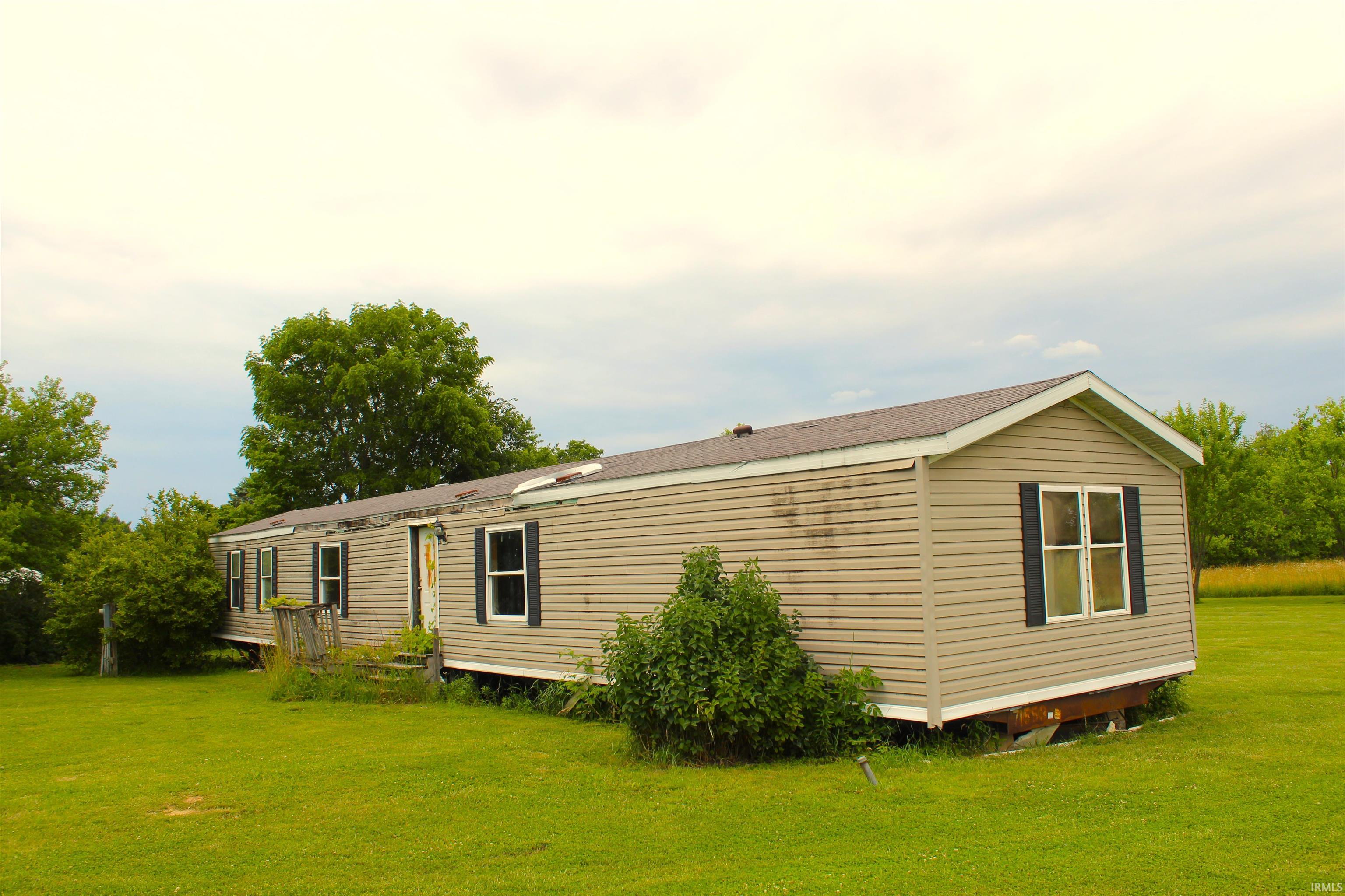 4339 Highway 6 Waterloo, IN 46793 - Photo 2 of 20