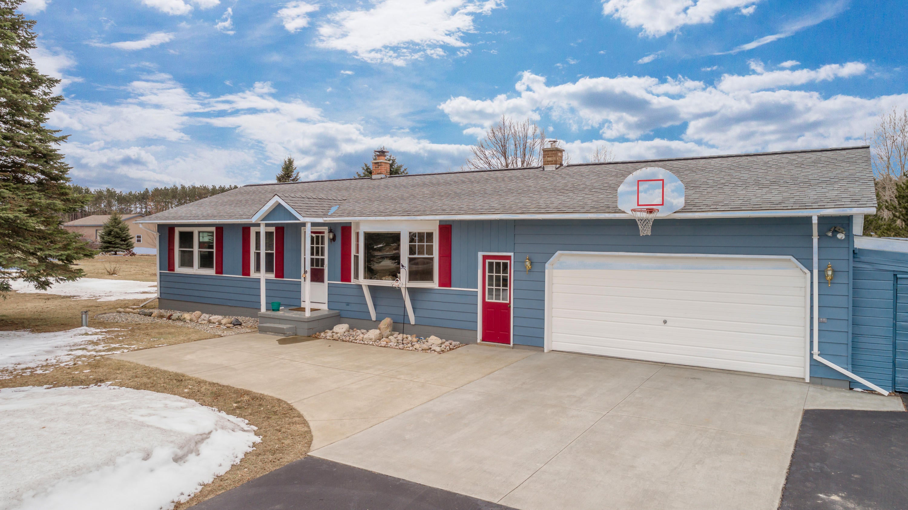 676 Krys Road Gaylord, MI 49735 - Photo 31 of 32 Gallery Image 31