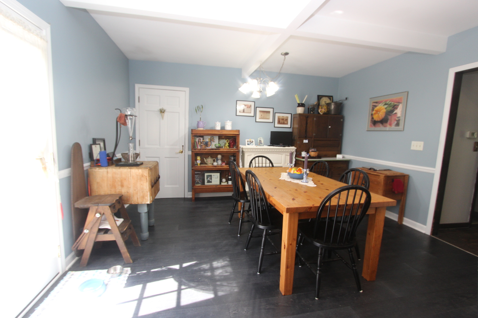 517 Dean Street Woodstock, IL 60098 - Photo 10 of 21 a view of a dining room with furniture