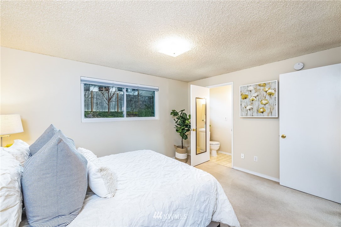 7925 186th Street Southwest Edmonds, WA 98026 - Photo 19 of 40 Gallery Image 19