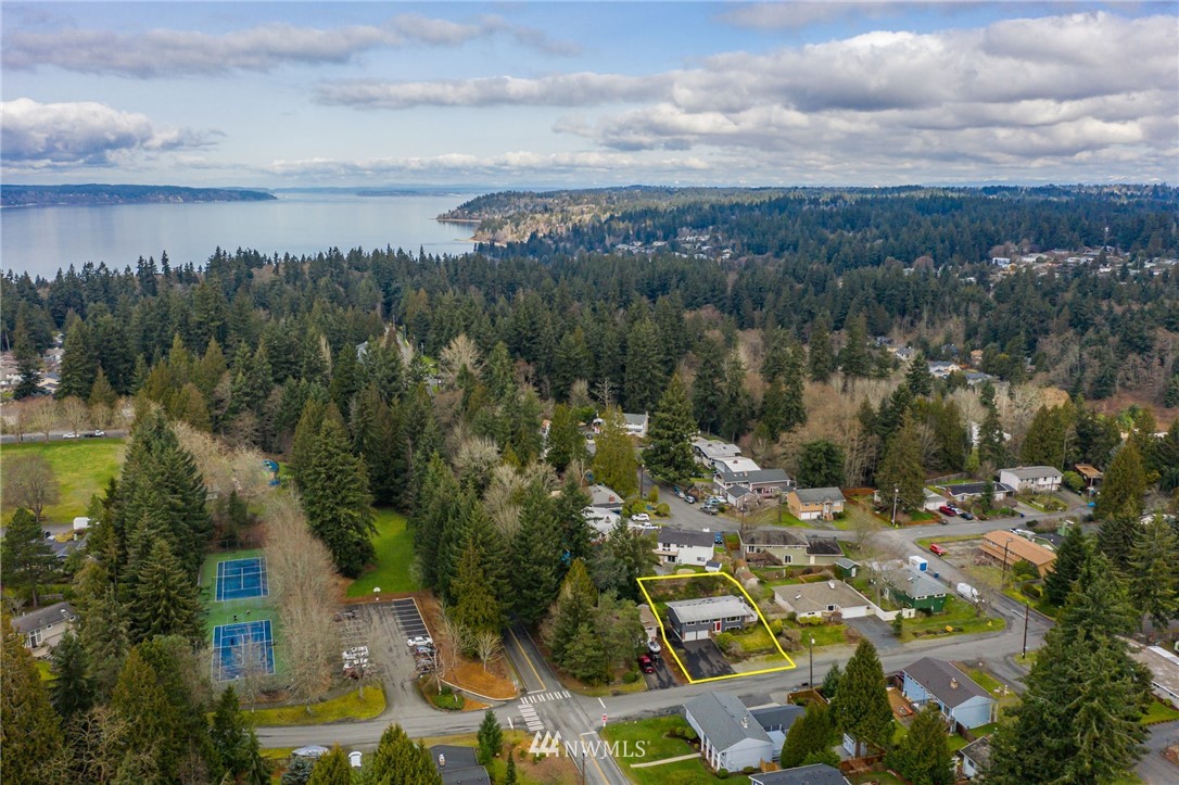 7925 186th Street Southwest Edmonds, WA 98026 - Photo 40 of 40 Gallery Image 40