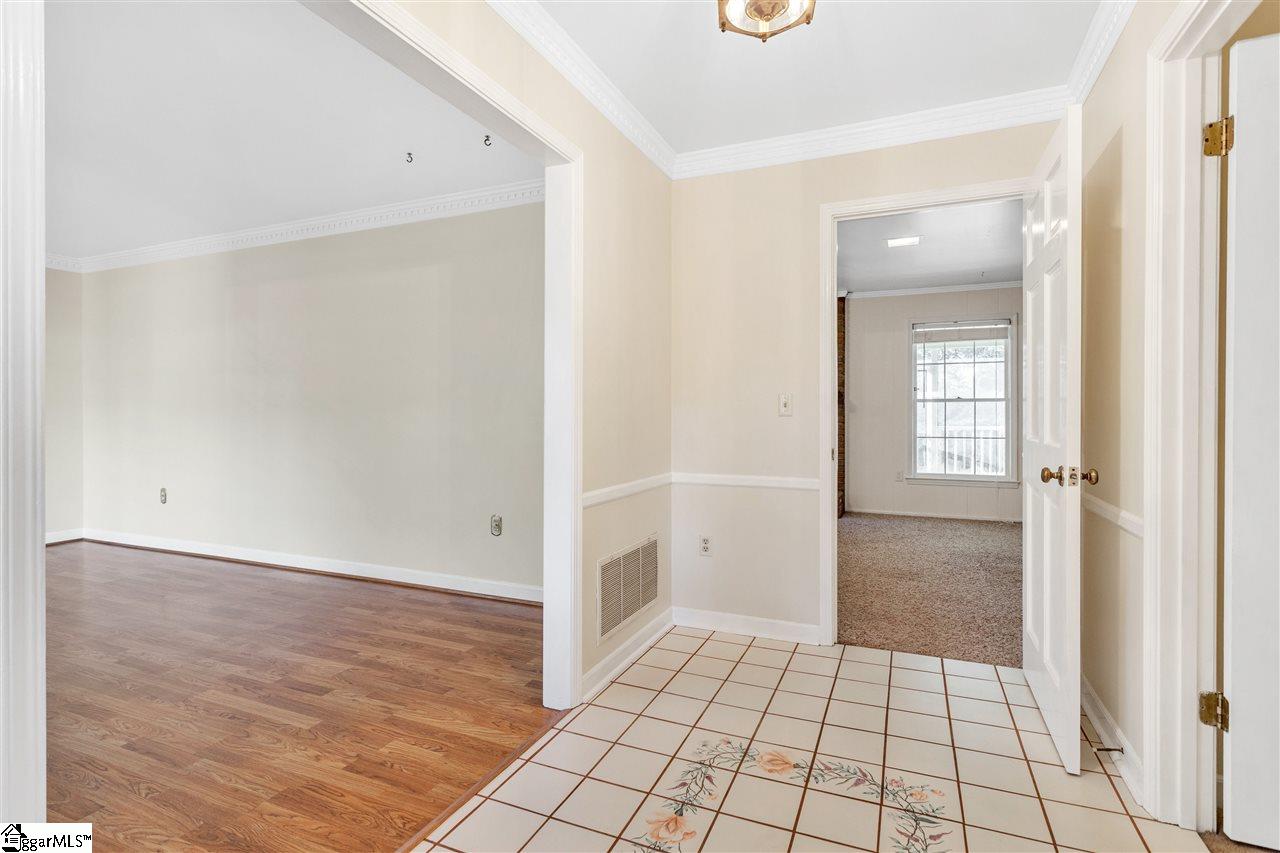 104 Stone Ridge Road Greer, SC 29650 - Photo 5 of 35 Gallery Image 5