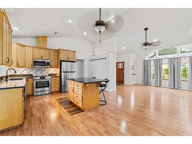 $615,000 | 825 Waverly Street, Eugene, OR 97401