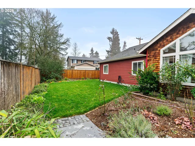 $615,000 | 825 Waverly Street, Eugene, OR 97401