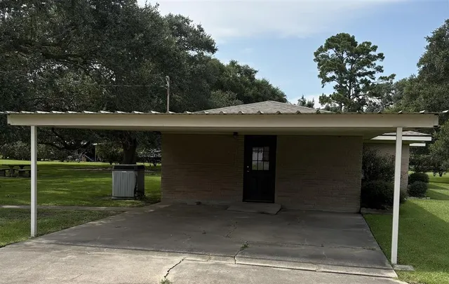 $265,000 | 2607 East Academy Avenue, Jennings, LA 70546
