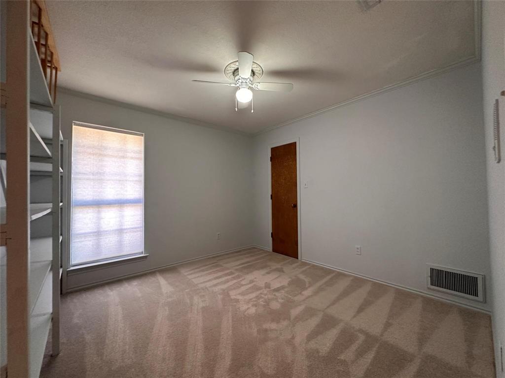 1030 Clinton Street Carrollton, TX 75007 - Photo 31 of 33