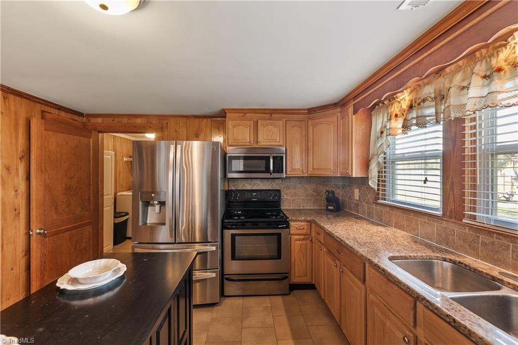 416 Jack Booe Road Mocksville, NC 27028 - Photo 10 of 34 Gallery Image 10