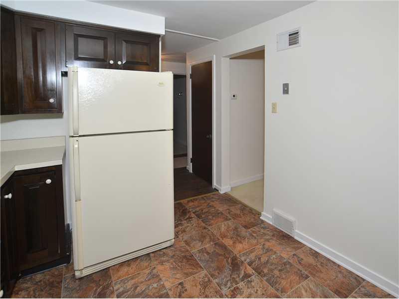 306 Murrysville Road Level Green, PA 15085 - Photo 7 of 21 Kitchen.