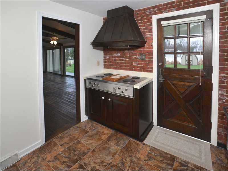 306 Murrysville Road Level Green, PA 15085 - Photo 8 of 21 Kitchen.
