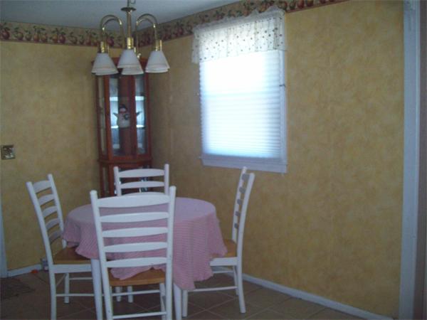 36 Harjean Road Billerica, MA 01821 - Photo 5 of 8