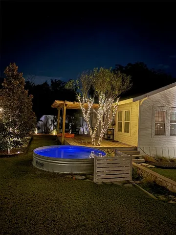 $2,100 | 2468 Gruene Road, New Braunfels, TX 78130