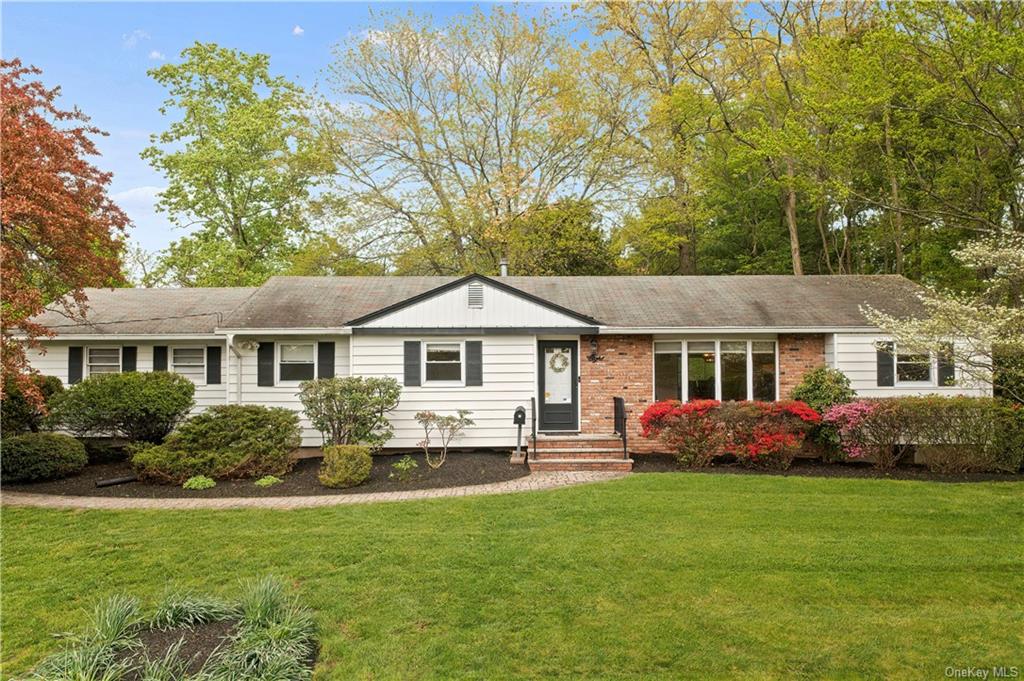 8 North Birch Drive, Nanuet, NY 10954 Compass