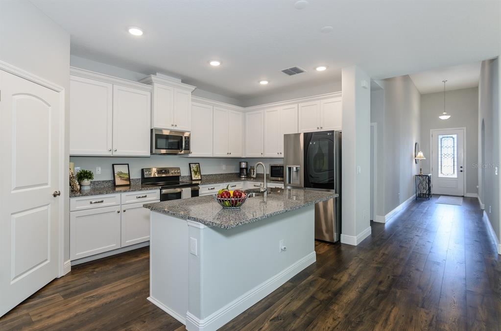 11347 Weaver Hollow Road New Port Richey, FL 34654 - Photo 14 of 49