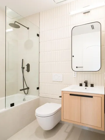 $2,250,000 | 636 Lorimer Street, Unit 1 | Williamsburg