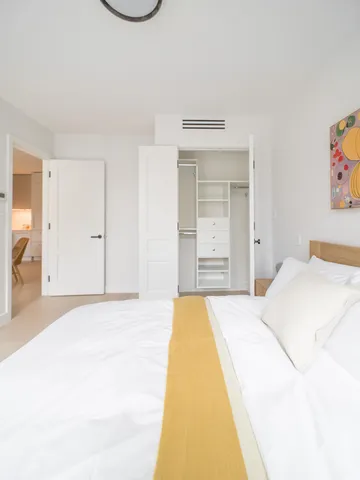 $2,250,000 | 636 Lorimer Street, Unit 1 | Williamsburg