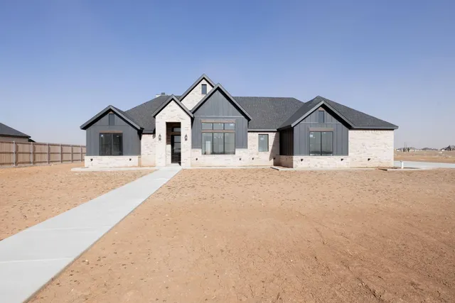 a view of a house with a outdoor space