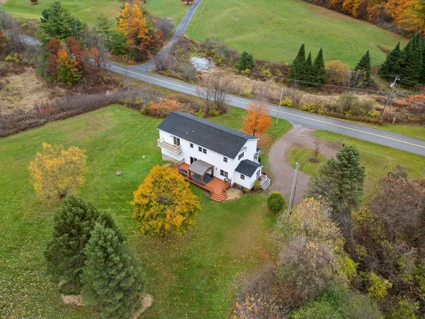 $620,000 | 571 Middle Road, Milton, VT 05468