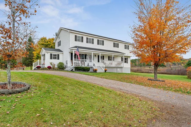 $635,000 | 571 Middle Road, Milton, VT 05468