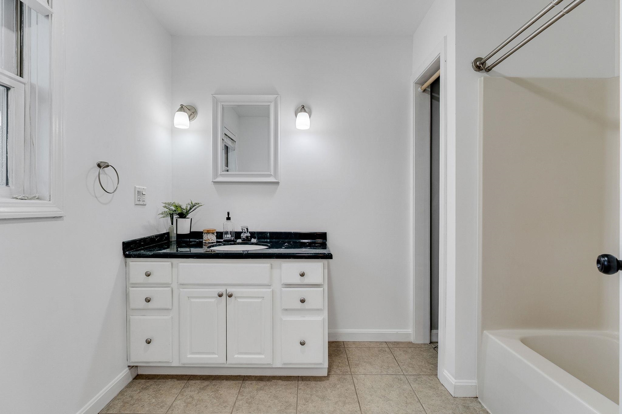 571 Middle Road Milton, VT 05468 - Photo 33 of 60