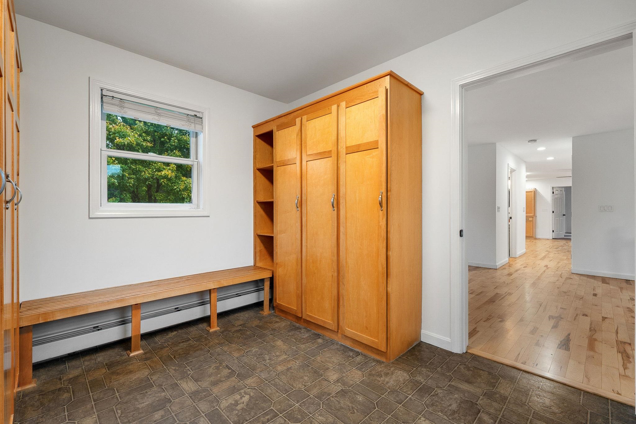 571 Middle Road Milton, VT 05468 - Photo 9 of 60