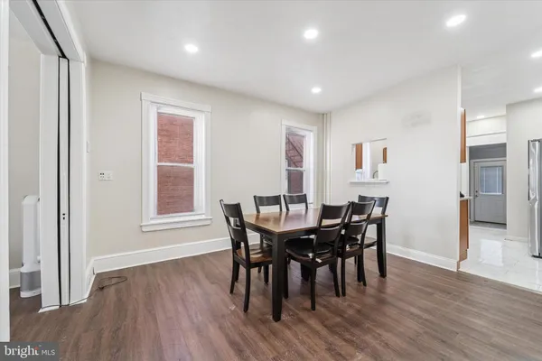 $237,500 | 33 East Broadway Avenue, Clifton Heights, PA 19018
