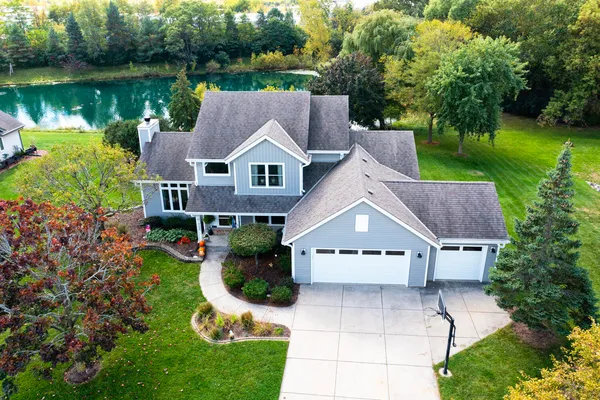 $699,900 | N61W14539 Brookside Drive, Menomonee Falls, WI 53051