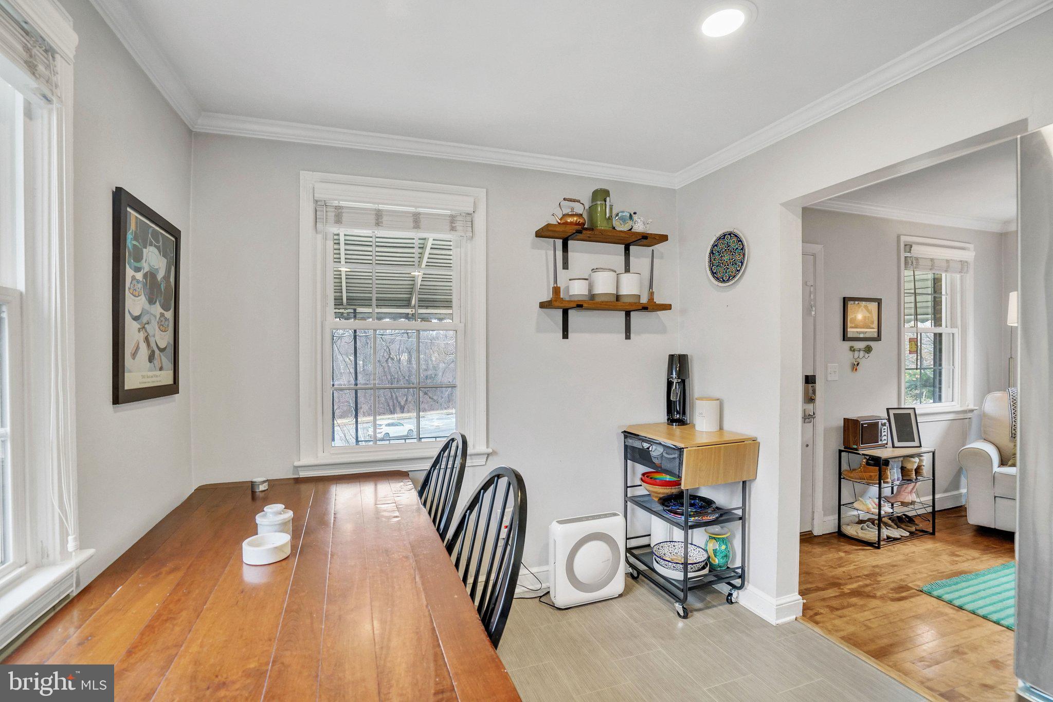 1901 Scroggins Road Alexandria, VA 22302 - Photo 11 of 38 Bright and inviting kitchen nook.