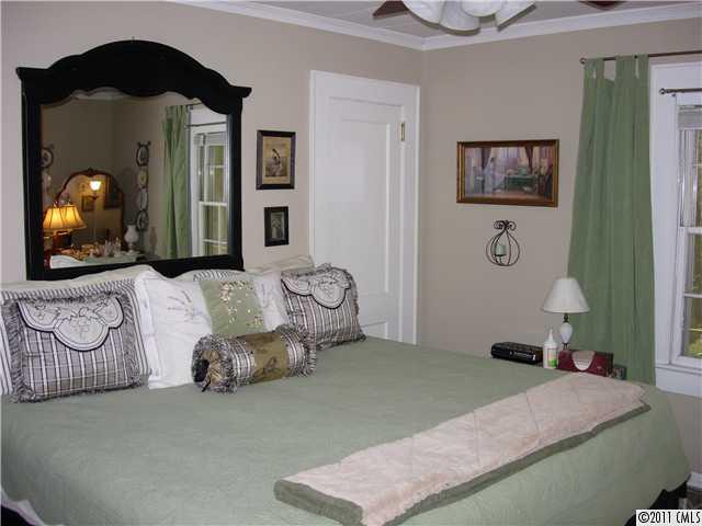 5606 Harkey Road Waxhaw, NC 28173 - Photo 8 of 16 Gallery Image 8