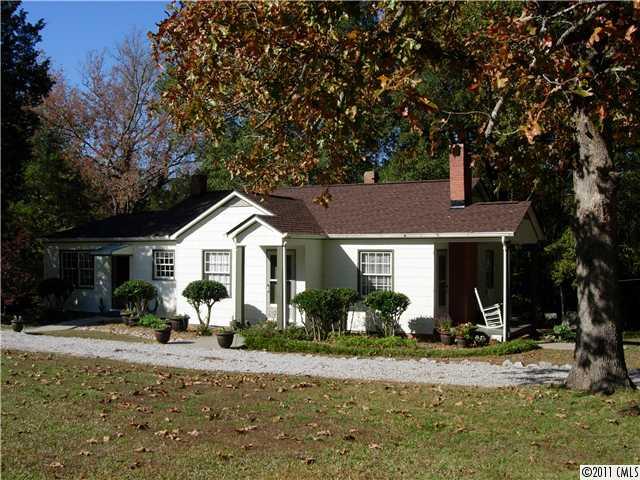 5606 Harkey Road Waxhaw, NC 28173 - Photo 10 of 16 Gallery Image 10