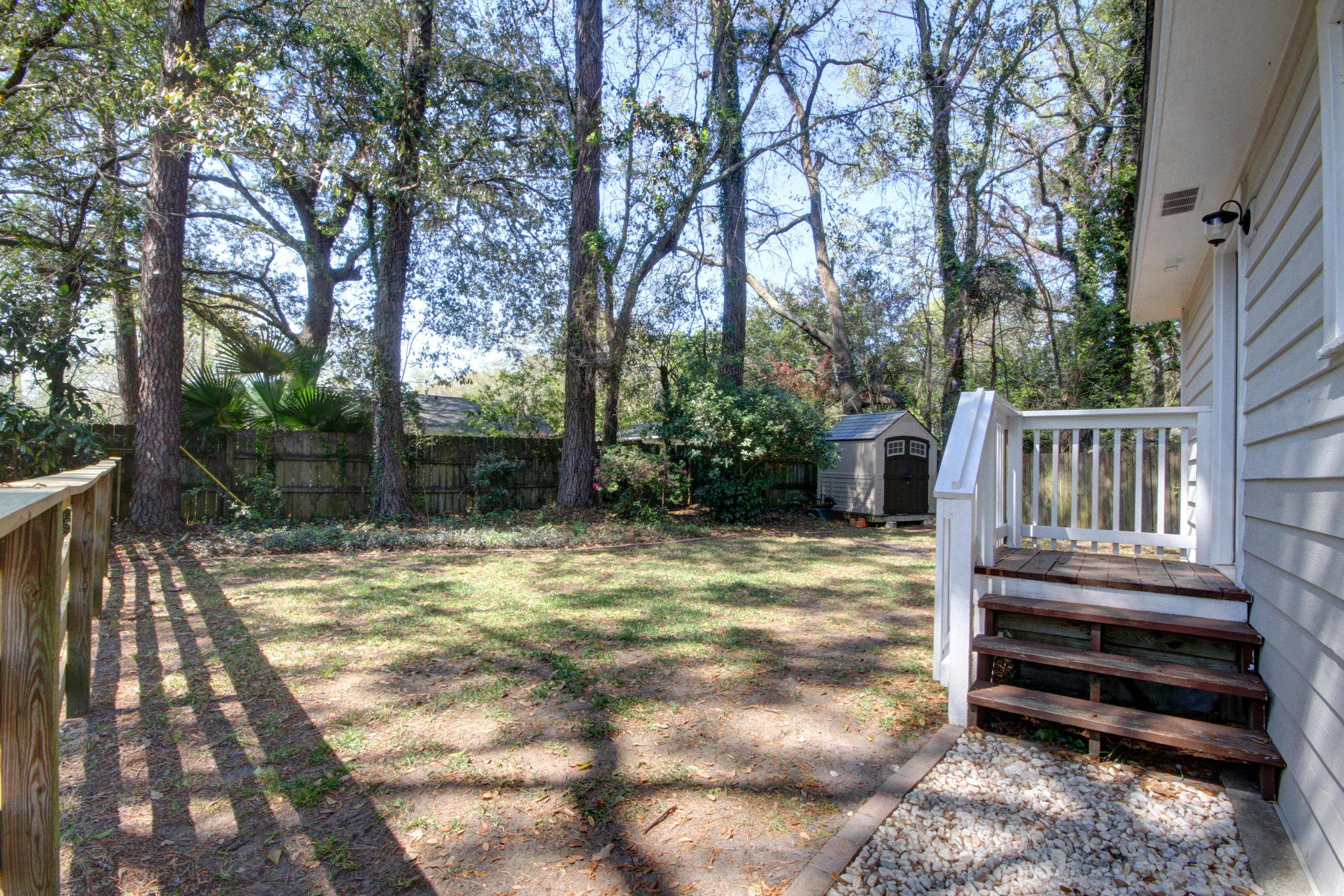 1104 Keats Road Charleston, SC 29407 - Photo 21 of 25 Backyard