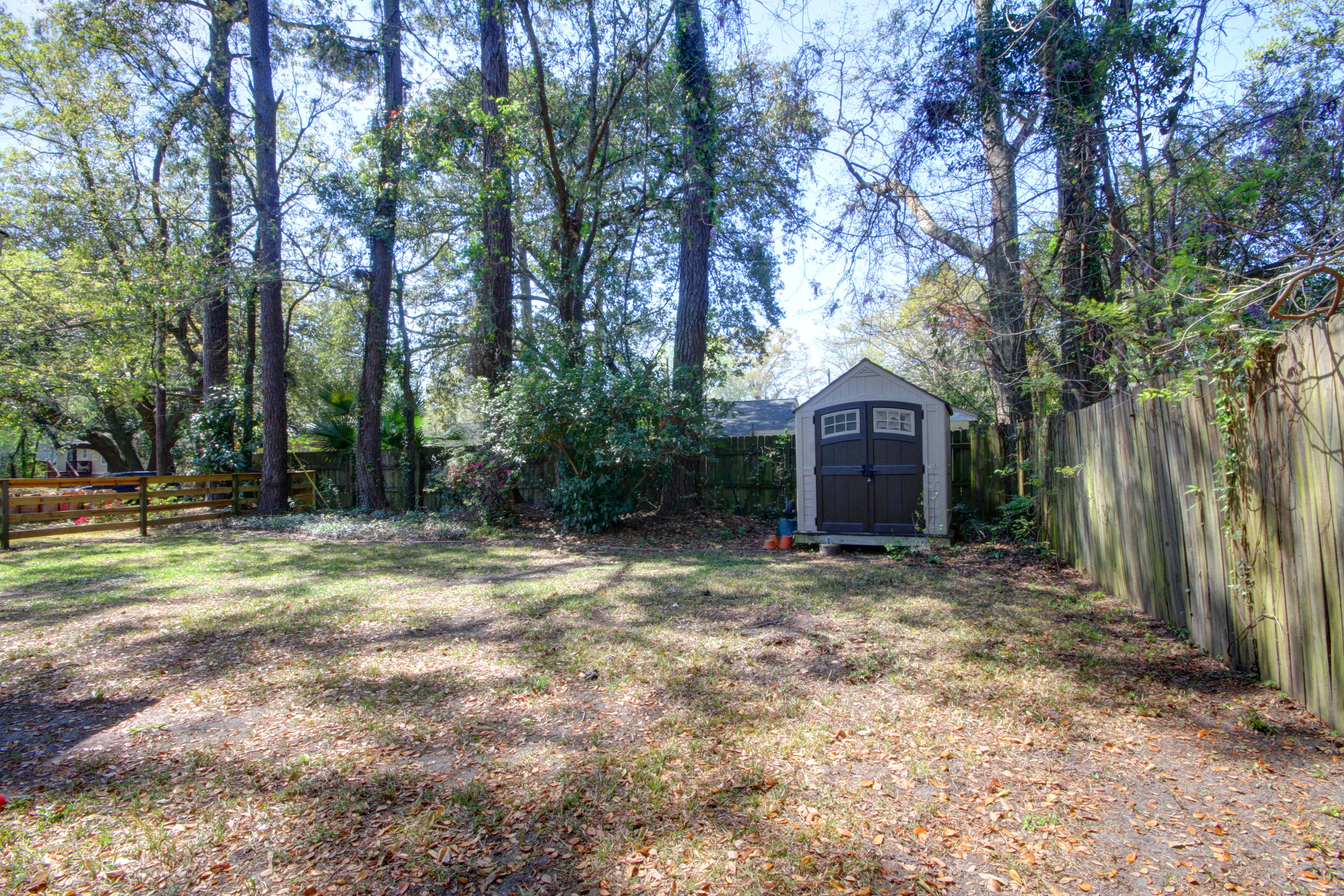 1104 Keats Road Charleston, SC 29407 - Photo 23 of 25 Backyard/Shed
