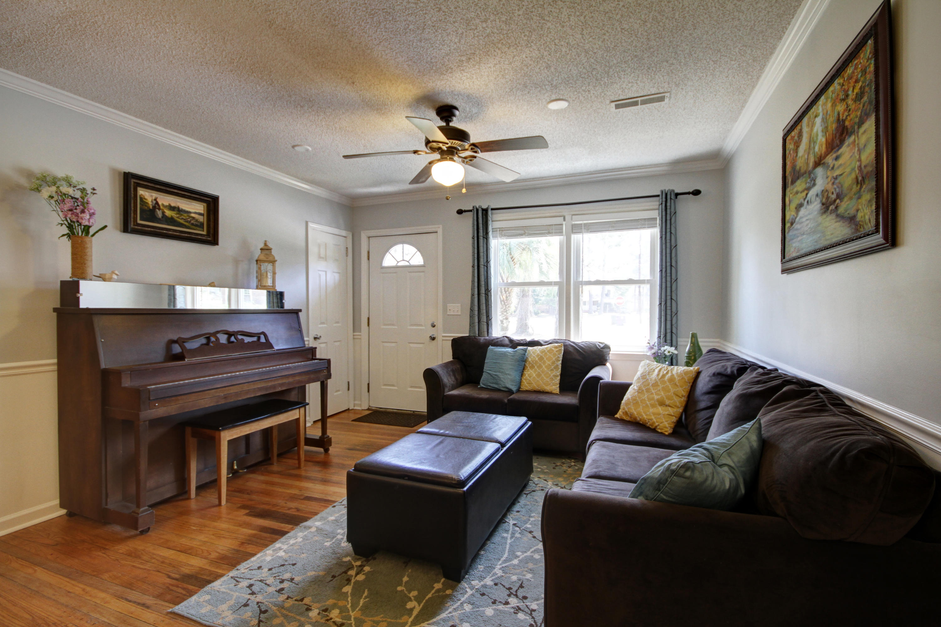 1104 Keats Road Charleston, SC 29407 - Photo 5 of 25 Living Room