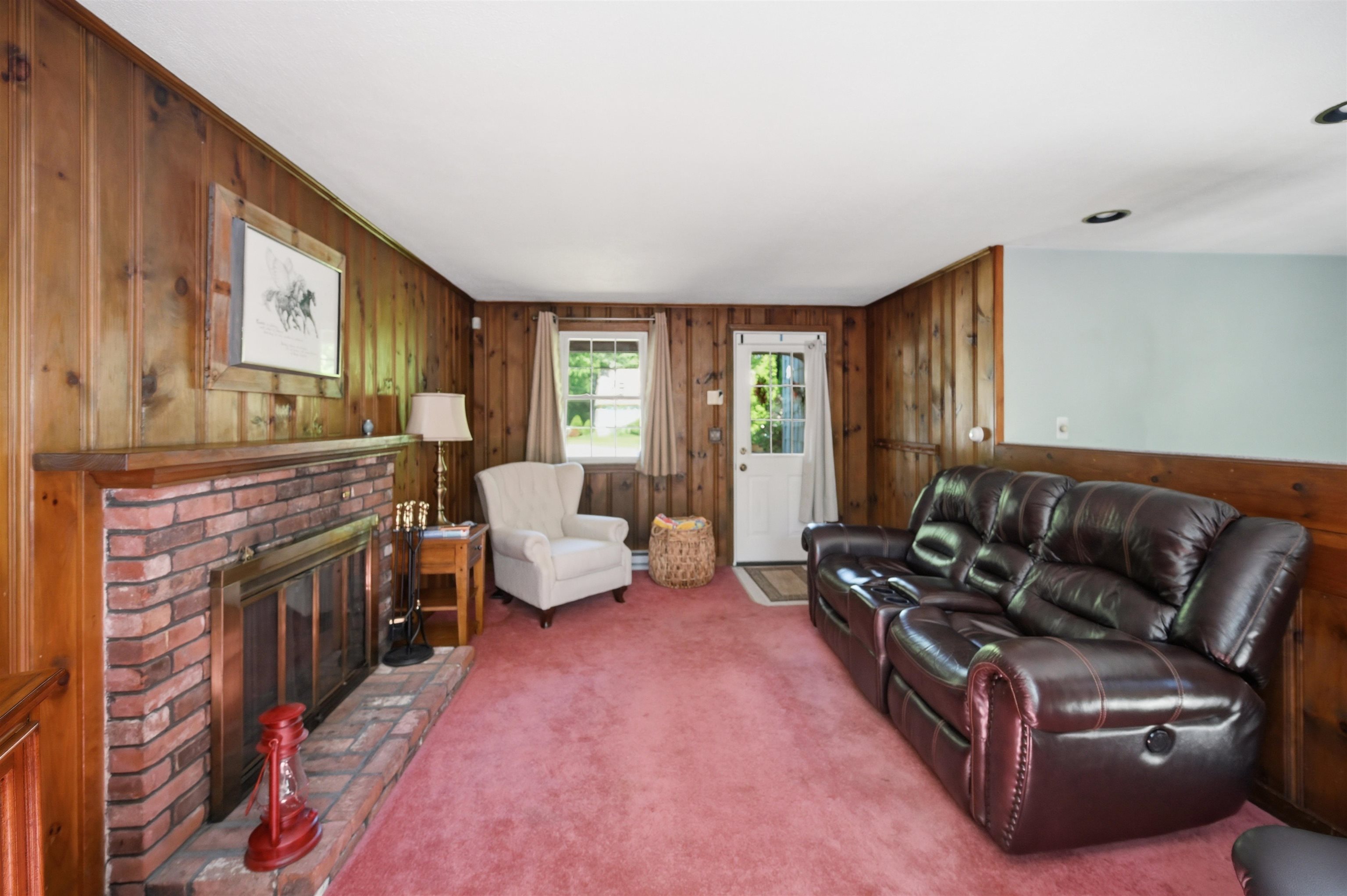 23 Rustic Lane Plaistow, NH 03865 - Photo 3 of 50