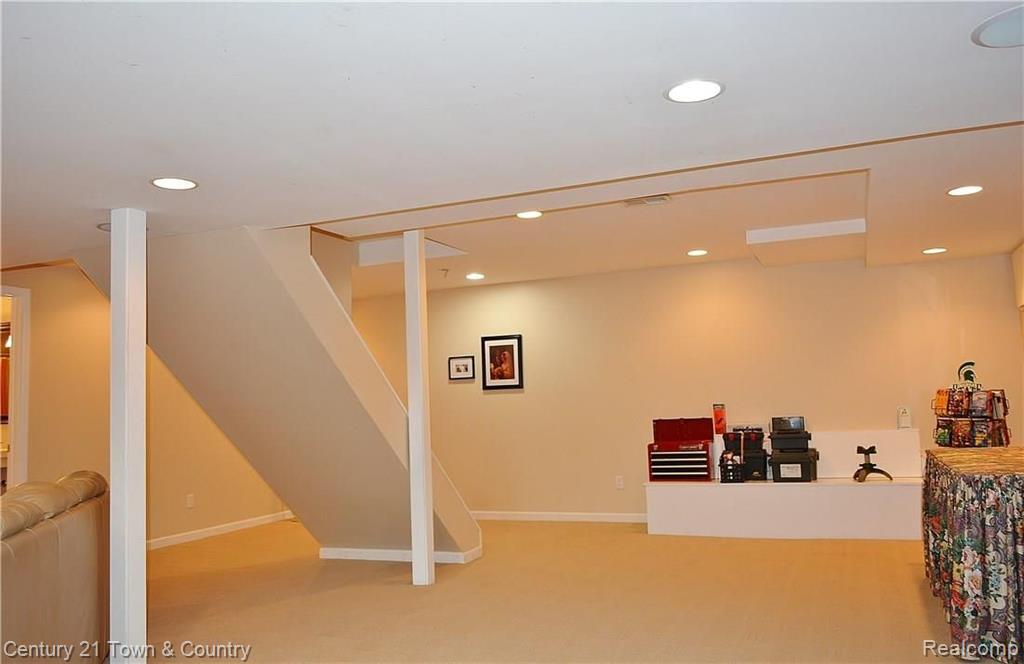 3625 Dunning Road Rochester Hills, MI 48309 - Photo 35 of 58