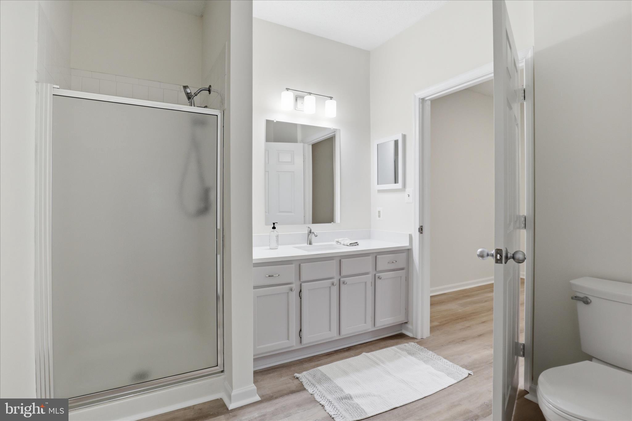 1704 Lake Shore Crest Drive, Unit 16 Reston, VA 20190 - Photo 24 of 39 2nd full shower
