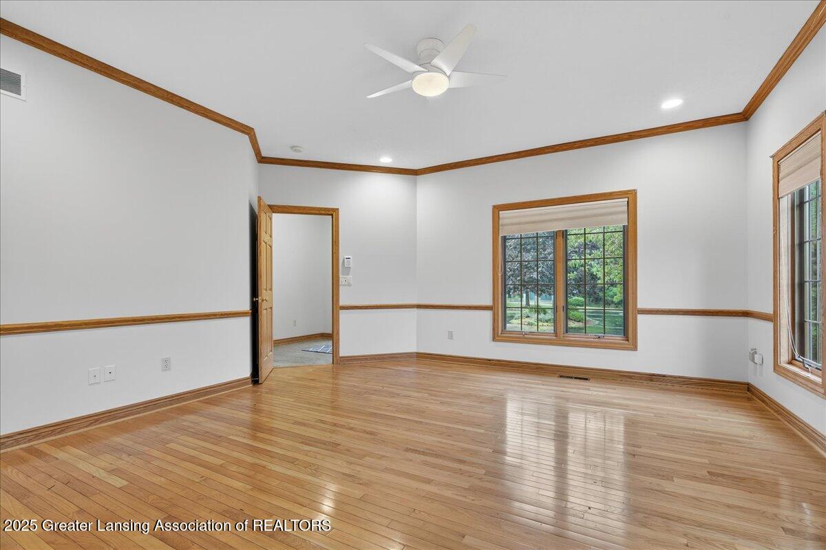 3522 Josette Lane Lansing, MI 48906 - Photo 13 of 56 21-Media Jett - 07
