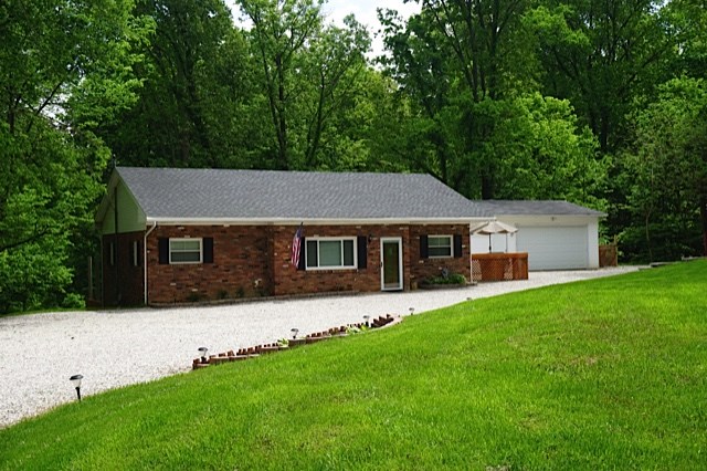 2710 Selzer Road Evansville, IN 47712 - Photo 11 of 30 Gallery Image 11