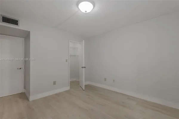 $2,400 | 9150 Fontainebleau Boulevard, Unit 402, Miami, FL 33172