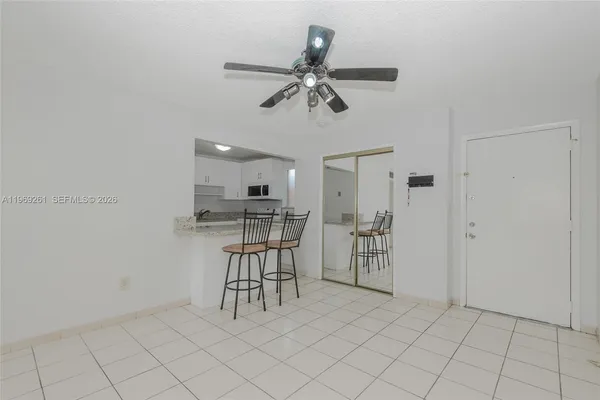 $2,400 | 9150 Fontainebleau Boulevard, Unit 402, Miami, FL 33172