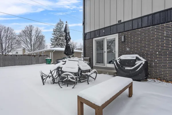 $875,000 | 1751 South Oneida Street, Green Bay, WI 54304