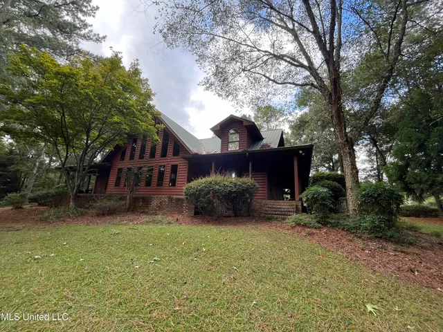 $525,000 | 119 Billy Cochran Drive, Waynesboro, MS 39367