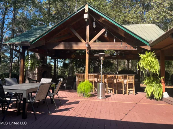 $520,000 | 119 Billy Cochran Drive, Waynesboro, MS 39367