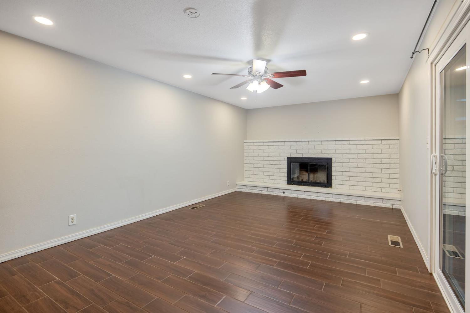 1395 South Rupert Avenue Reedley, CA 93654 - Photo 14 of 45