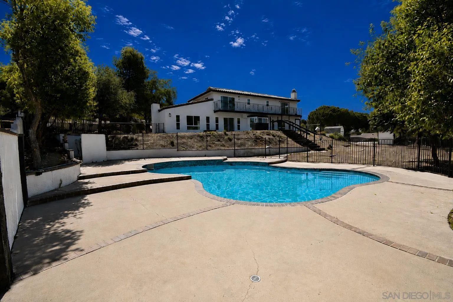 614 Sneath Way Alpine, CA 91901 - Photo 1 of 75