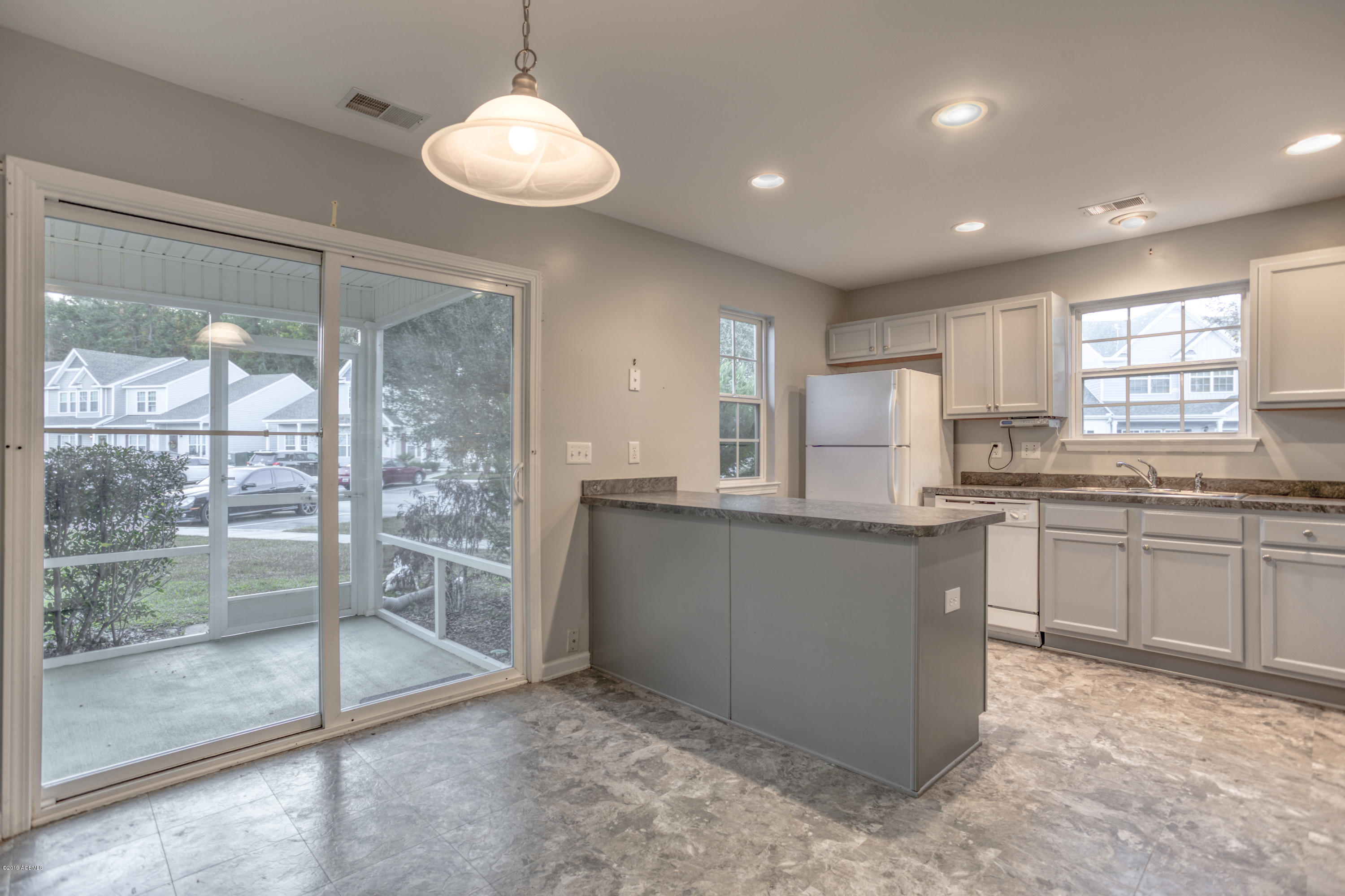 539 Candida Drive Beaufort, SC 29906 - Photo 9 of 22 Hamza__MG_8153