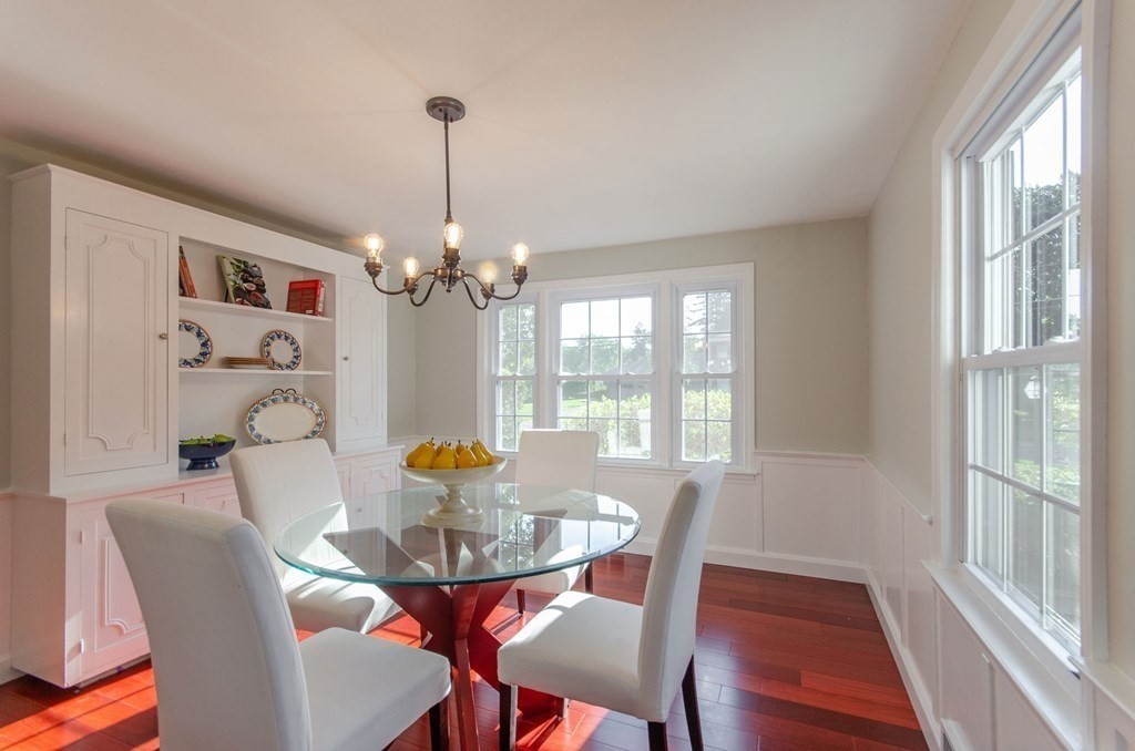131 Viscount Road Longmeadow, MA 01106 - Photo 13 of 42