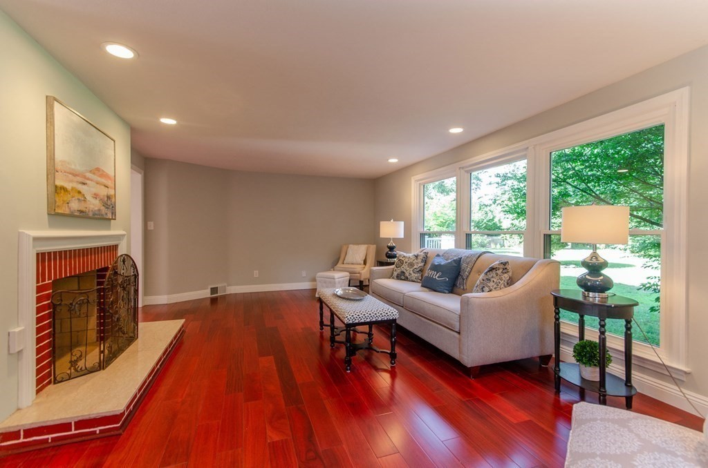 131 Viscount Road Longmeadow, MA 01106 - Photo 17 of 42
