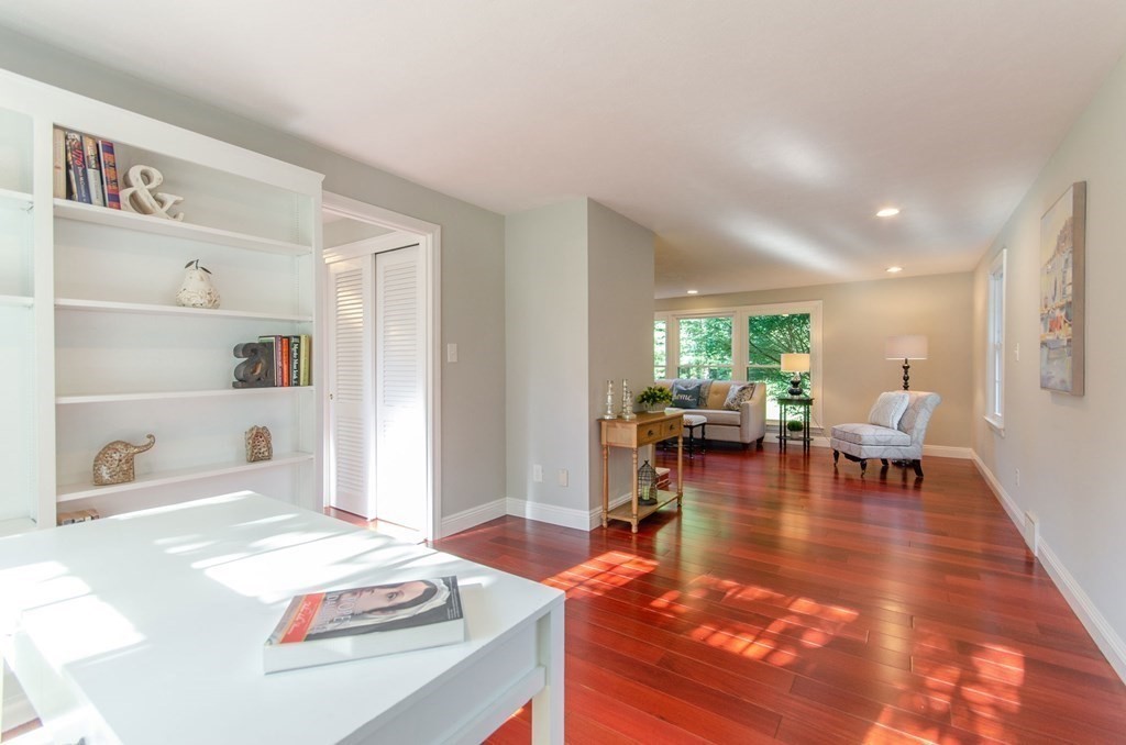 131 Viscount Road Longmeadow, MA 01106 - Photo 20 of 42